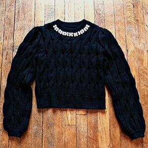 Lola Chunky Weave Cropped Sweater with Faux Pearls Collar in Black